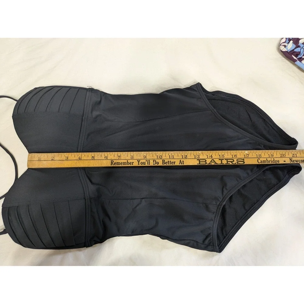 Tommy Bahama One Piece Swimsuit Women 10 Black Halter Ruched Sweetheart‎ Padded